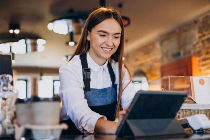 Kapan Waktu yang Tepat untuk Order Sistem POS Restoran?