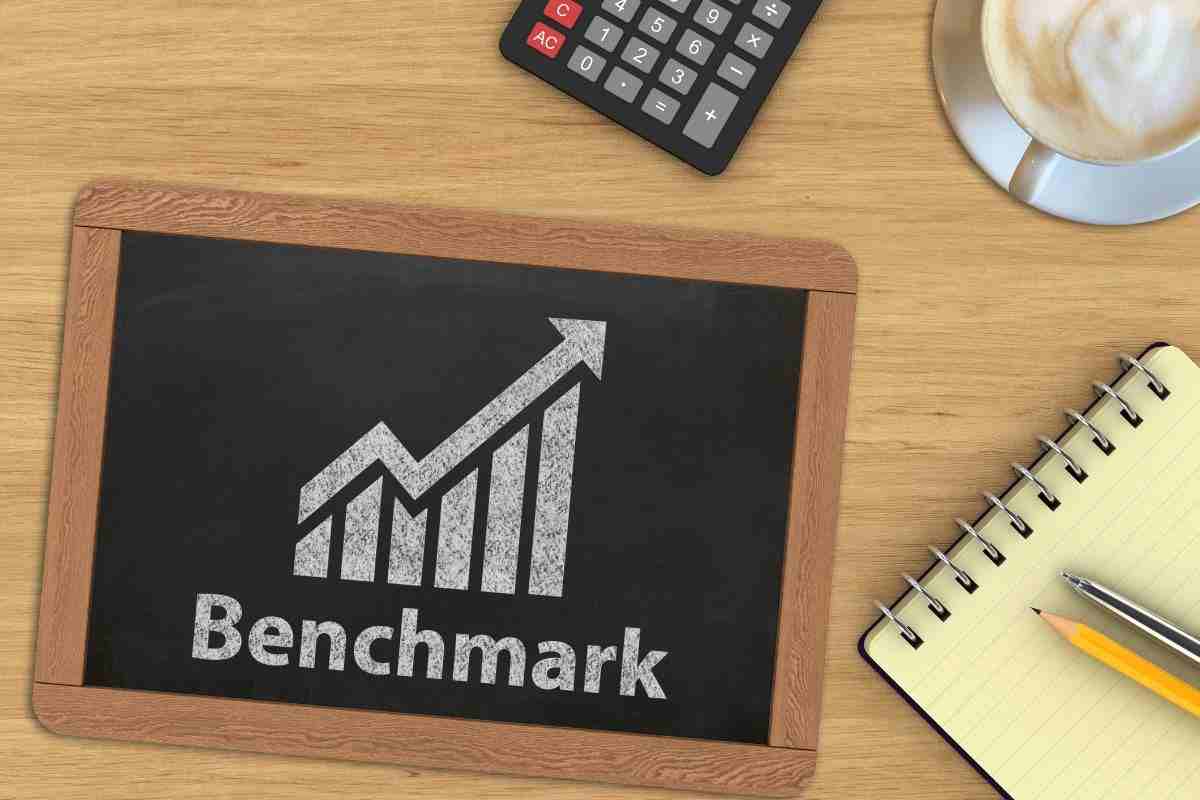 benchmark adalah